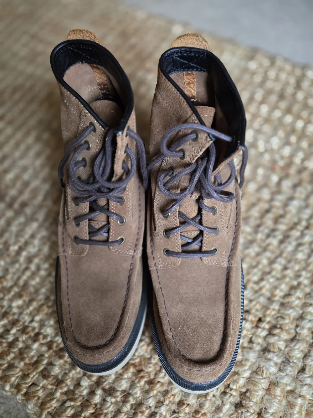 Men's Brown Suede Lace-Up Boots